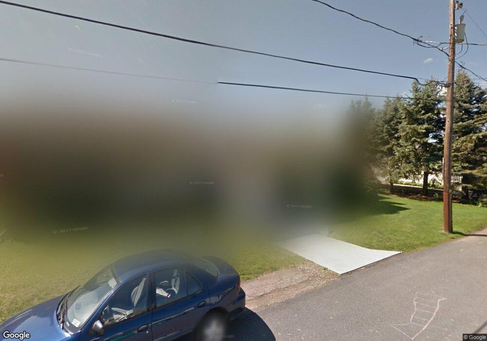 3813 Lydon Ln, Moosic, PA 18507 - photo 1