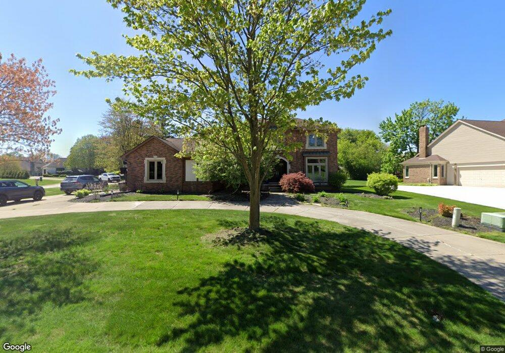 2592 Bloomfield Crossing, Bloomfield Hills, MI 48304 - photo 1