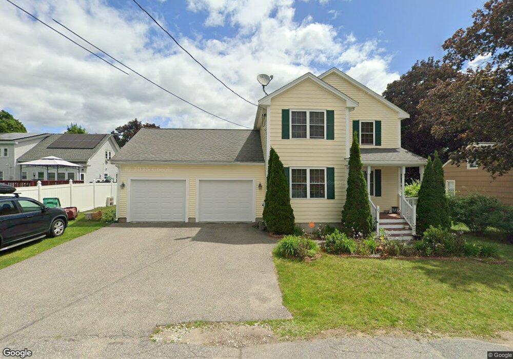 27 Natchez St, Lowell, MA 01850 - photo 1