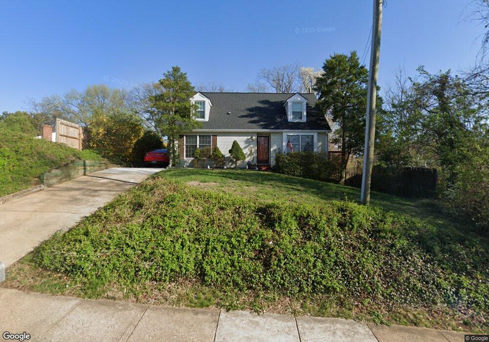 5709 Magnolia Ln, Falls Church, VA 22041 - photo 1