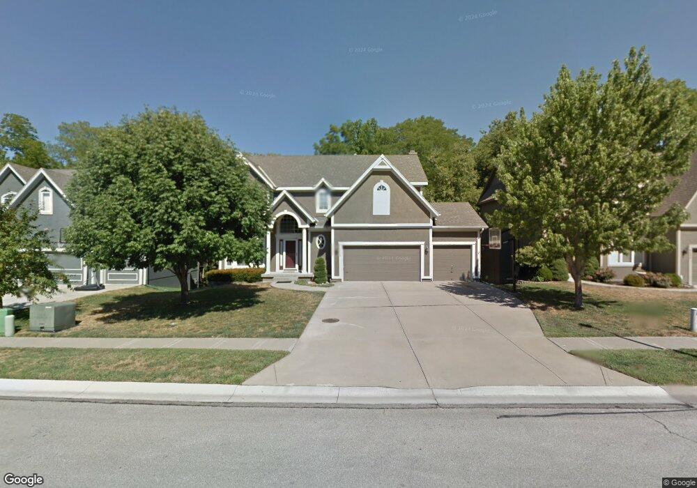 4636 Roberts St, Shawnee, KS 66226 - photo 1