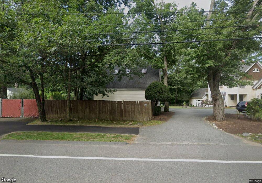 684 Lowell St, Lexington, MA 02420 - photo 1