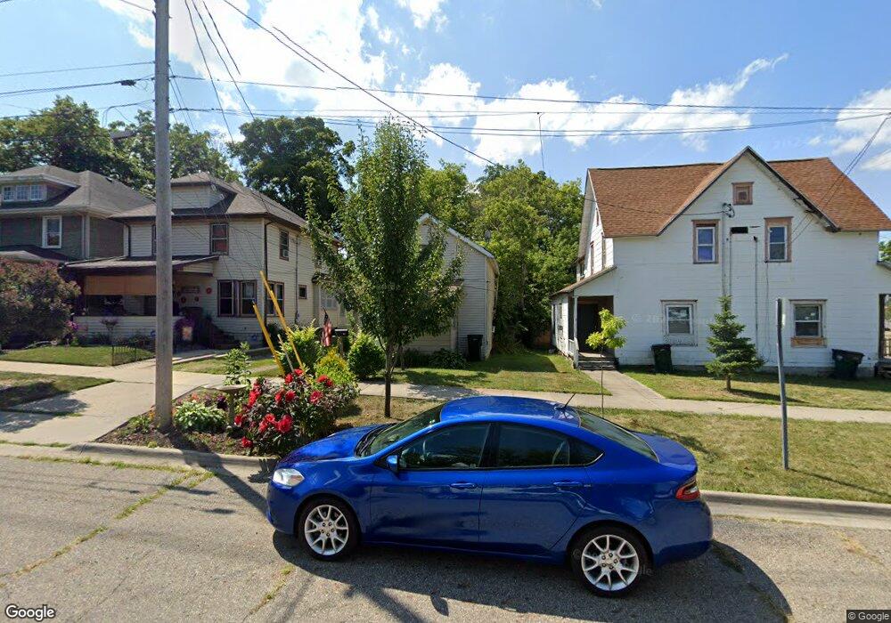617 N Sycamore St, Lansing, MI 48933 - photo 1