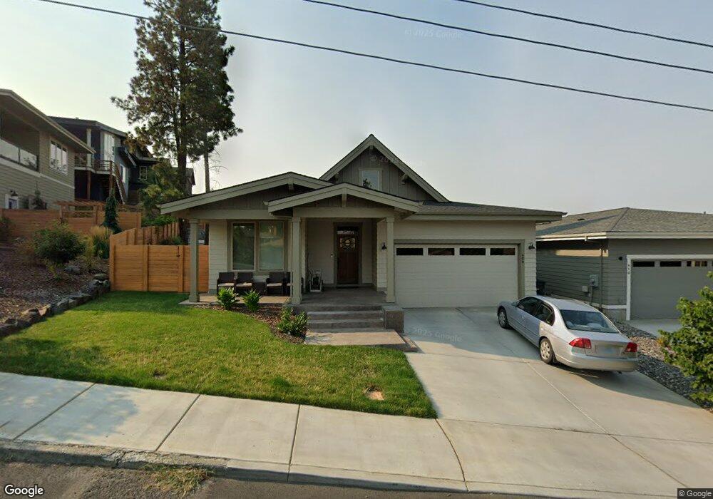 408 W 20th St, the Dalles, OR 97058 - photo 1