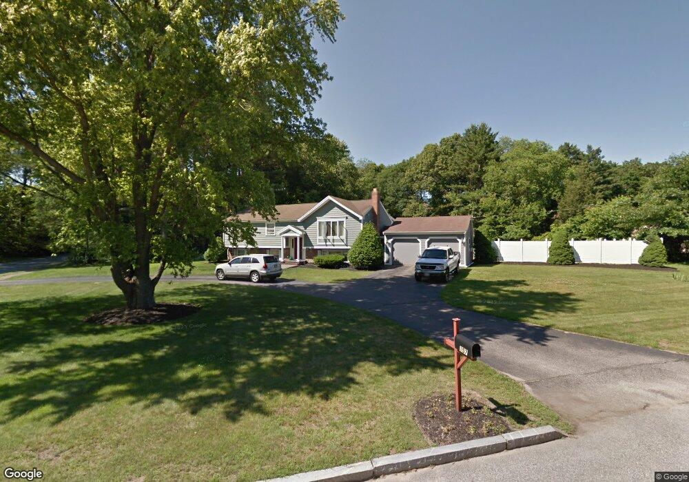 157 Hacketts Pond Dr, Hanover, MA 02339 - photo 1