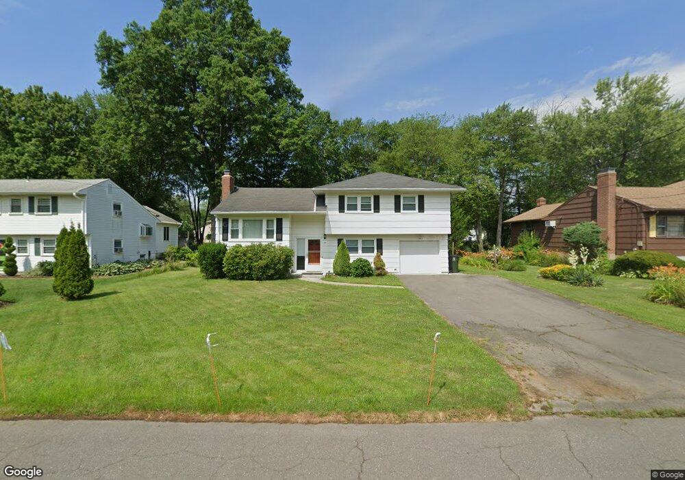 27 Alderwood Dr, West Hartford, CT 06117 - photo 1