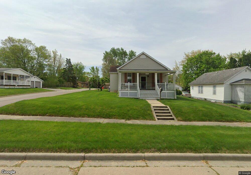 505 4th St, Lincoln, IL 62656 - photo 1