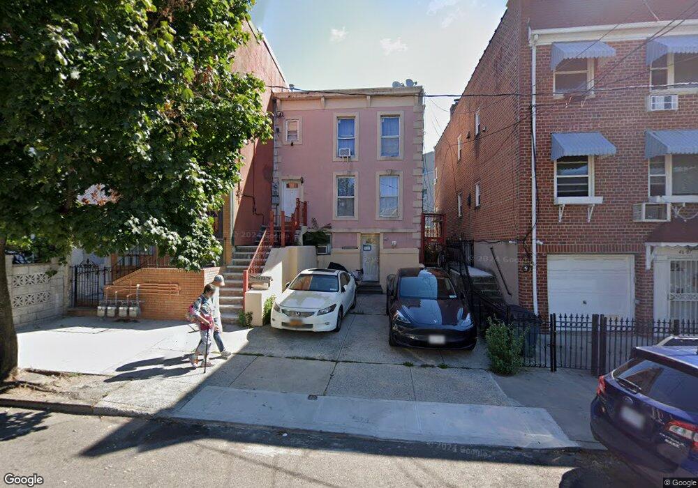 4605 Newtown Rd, Astoria, NY 11103 - photo 1