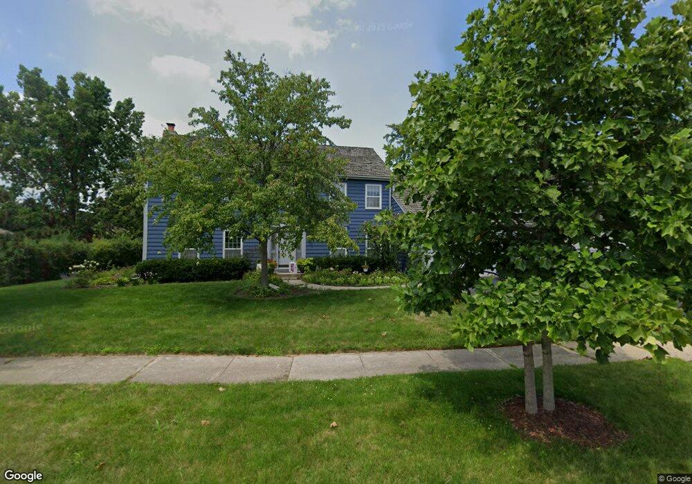 2532 Osage Dr, Glenview, IL 60026 - photo 1