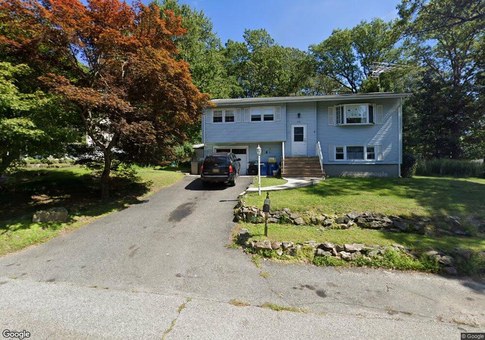 215 Chincopee Ave, Hopatcong, NJ 07843 - photo 1