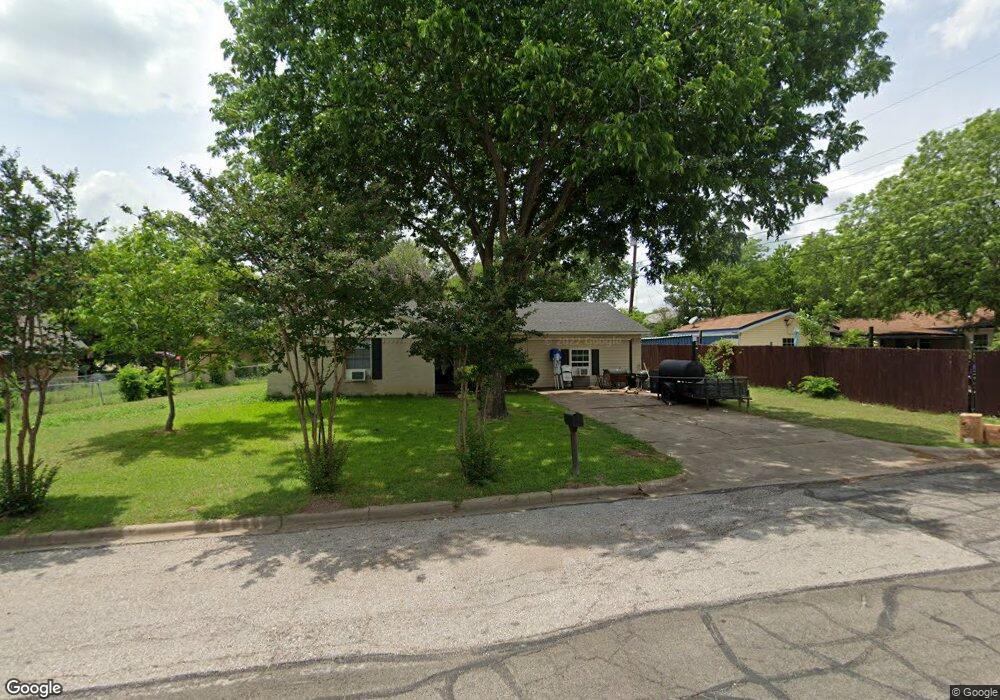 3009 Waverly St, Waco, TX 76706 - photo 1