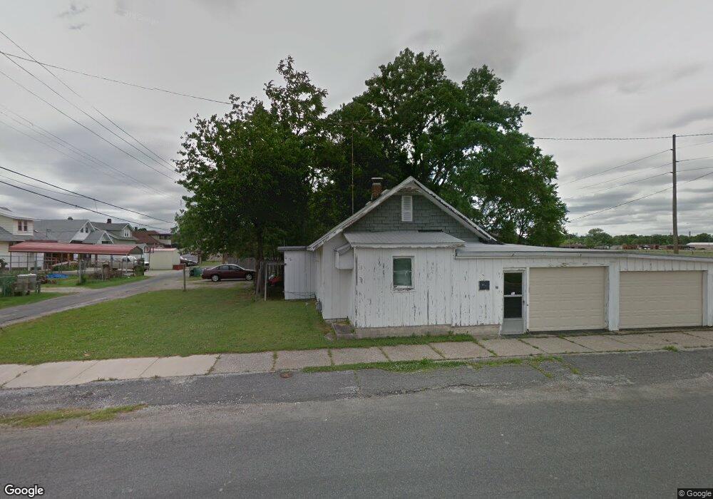 21 S 4th St, Wood River, IL 62095 - photo 1