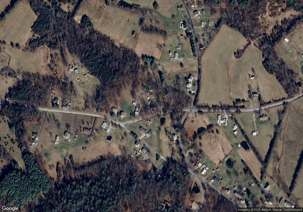 32 Eakle Rd, Staunton, VA 24401 - photo 1