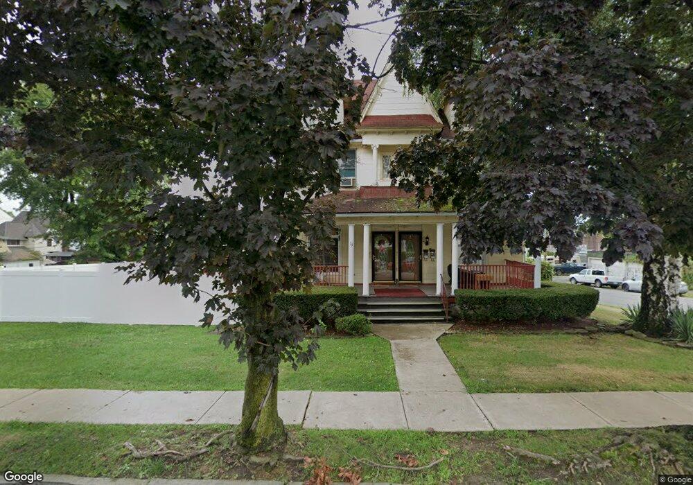 602 N Hyde Park Ave unit 604, Scranton, PA 18504 - photo 1