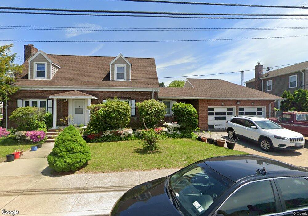 197 Madison St, Franklin Square, NY 11010 - photo 1