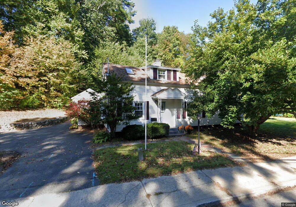 1114 Thorndike St, Palmer, MA 01069 - photo 1