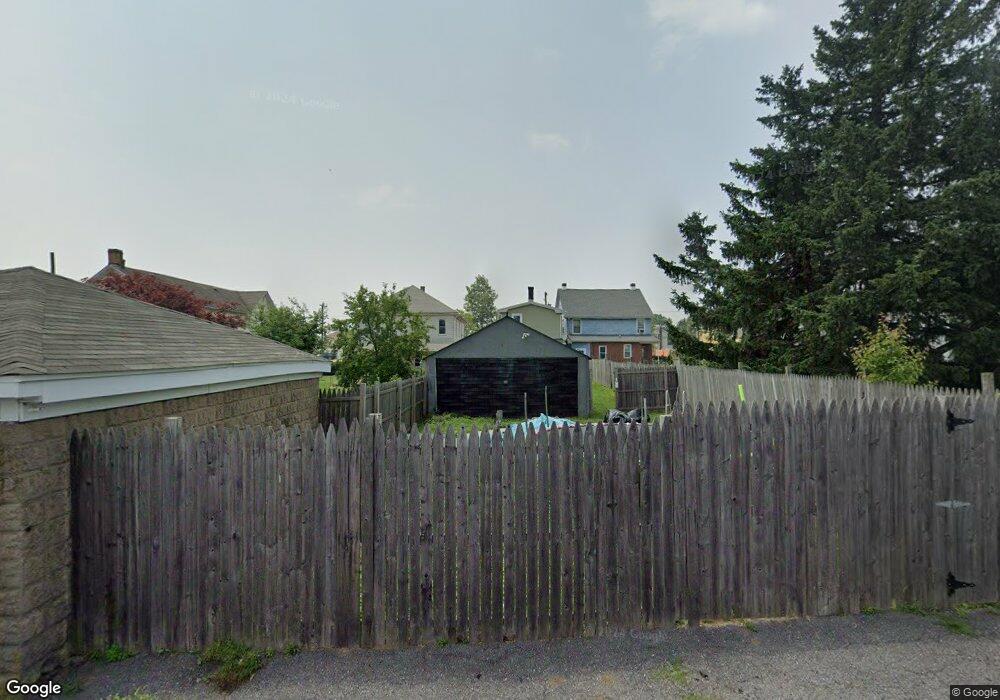 672 Meade Ct, Hazleton, PA 18201 - photo 1