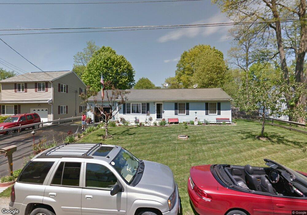 11 Amherst St, Red Hook, NY 12571 - photo 1