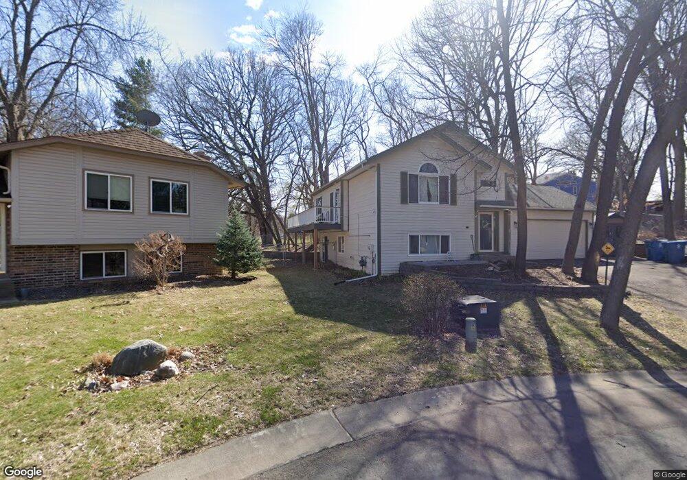 6885 Oakview Ln N, Maple Grove, MN 55369 - photo 1