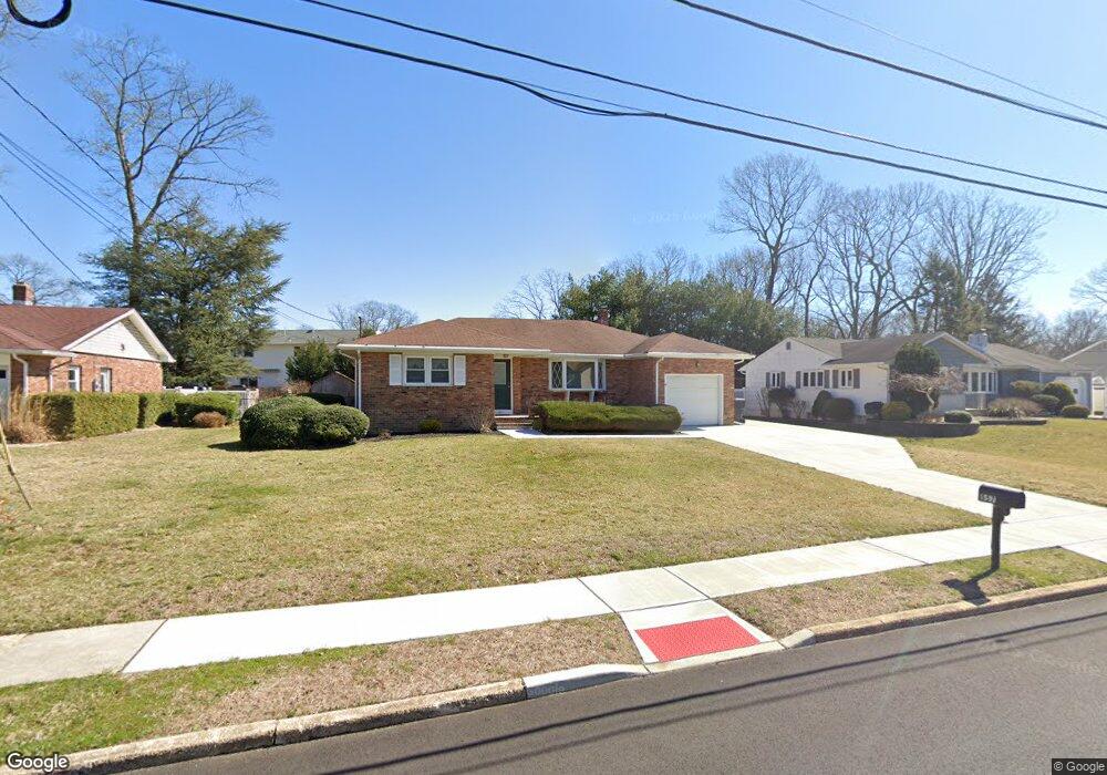 557 Kingsley Ct, Toms River, NJ 08753 - photo 1