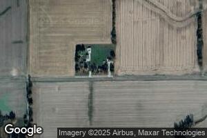 310 E Hall St, Calhoun, IL 62419