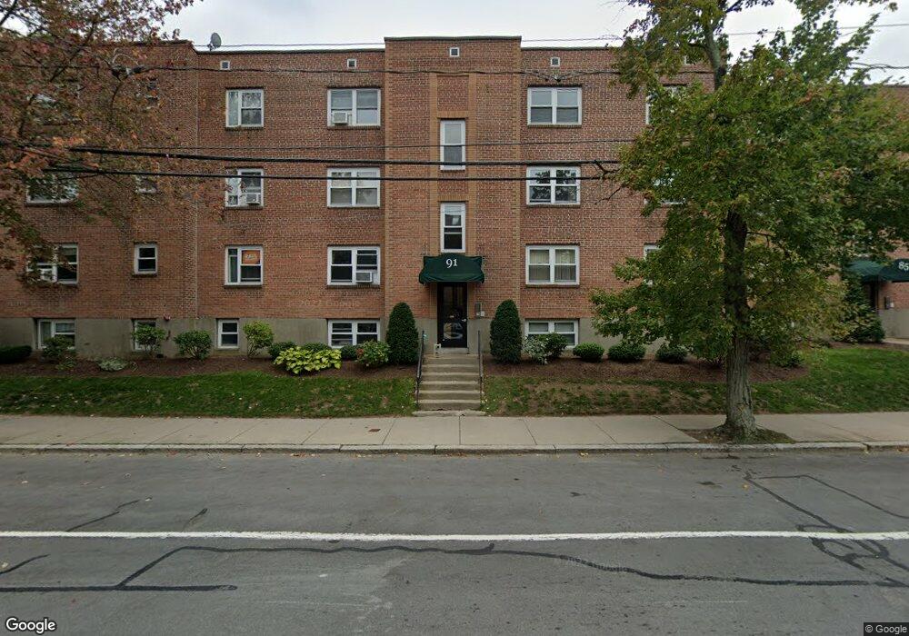 91 Chestnut St, Brookline, MA 02445 - photo 1