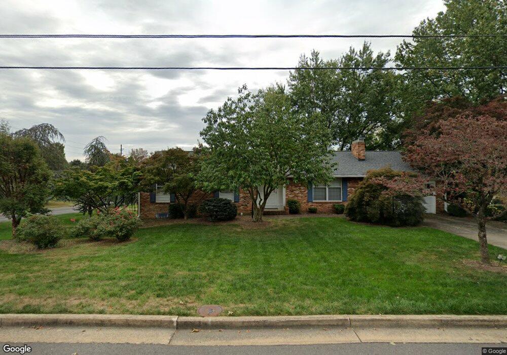 1110 S Dogwood Dr, Harrisonburg, VA 22801 - photo 1