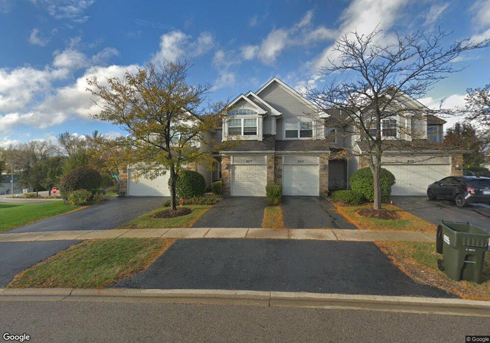 923 Mesa Dr unit 923, Lake In the Hills, IL 60156 - photo 1