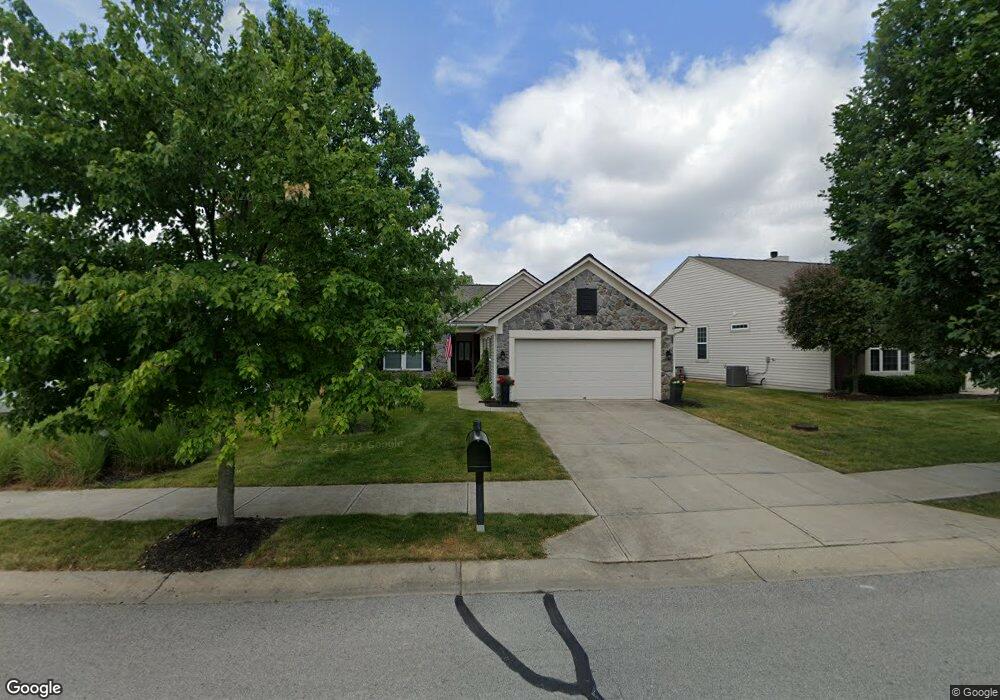 12962 Oxbridge Place, Fishers, IN 46037 - photo 1