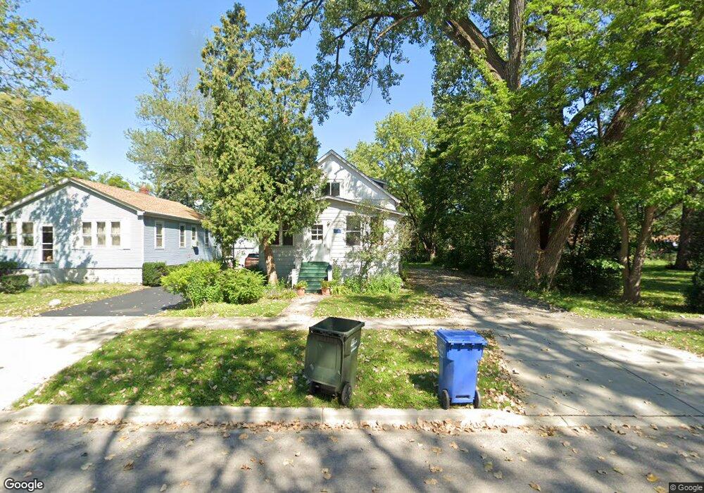1734 Whitcomb Ave, Des Plaines, IL 60018 - photo 1