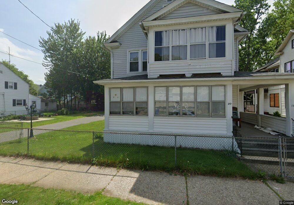 18-20 Carver St, Springfield, MA 01108 - photo 1