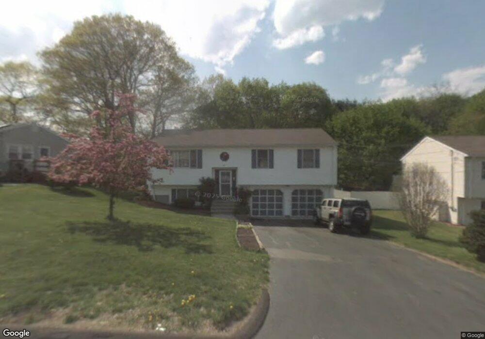 82 Mountain Top Ln, New Haven, CT 06513 - photo 1