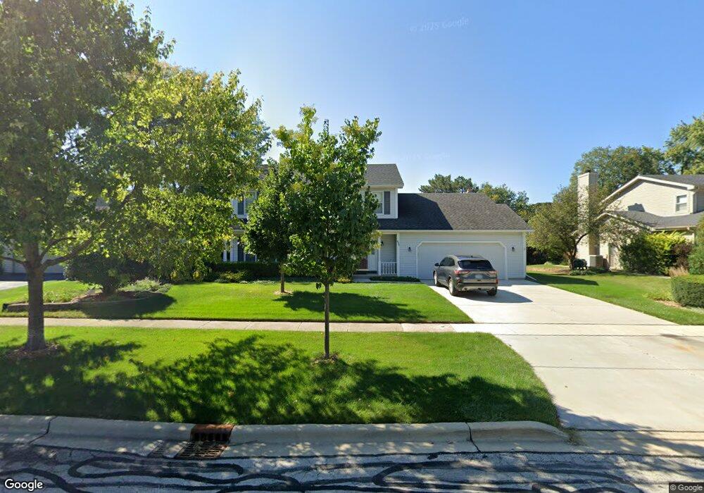 453 S Raddant Rd, Batavia, IL 60510 - photo 1