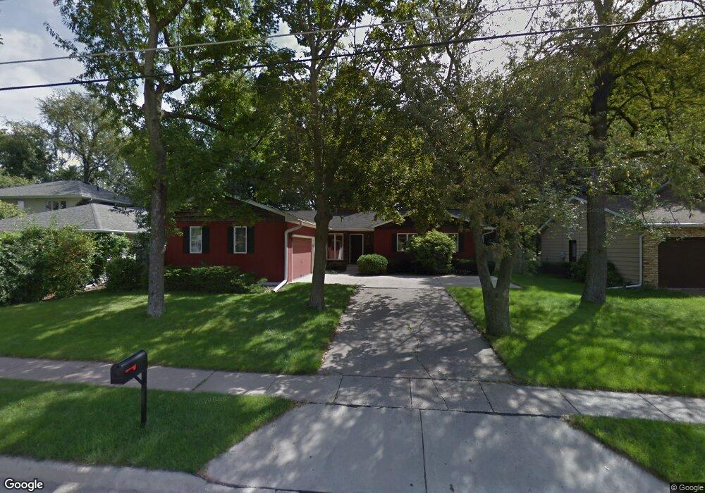 1805 14th St, Bettendorf, IA 52722 - photo 1