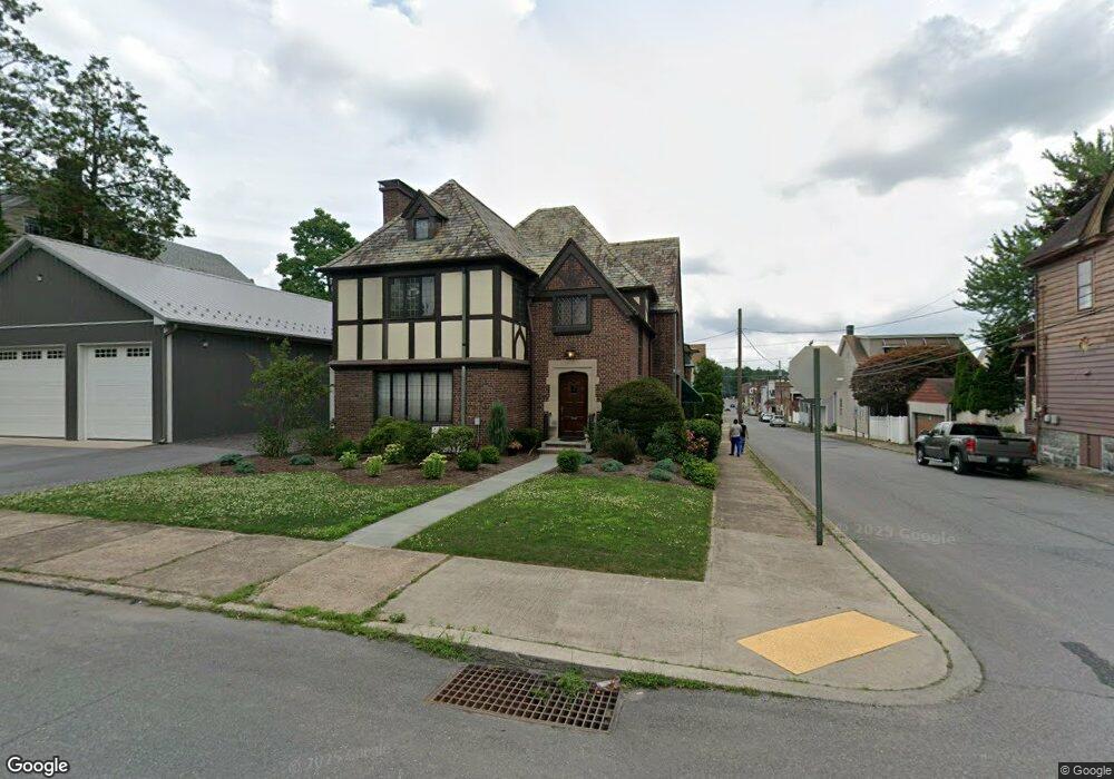 141 N Laurel St, Hazleton, PA 18201 - photo 1