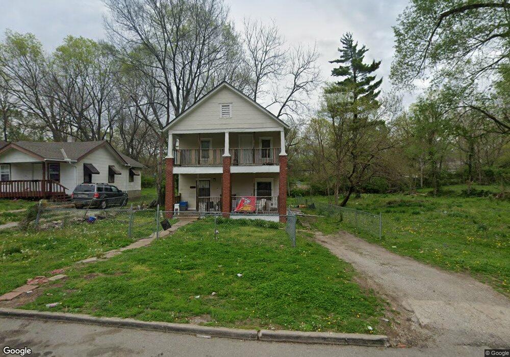6921 Agnes Ave, Kansas City, MO 64132 - photo 1