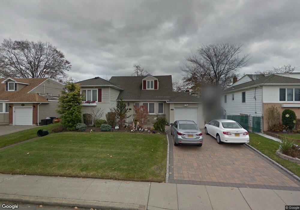 3269 Oceanside Rd, Oceanside, NY 11572 - photo 1