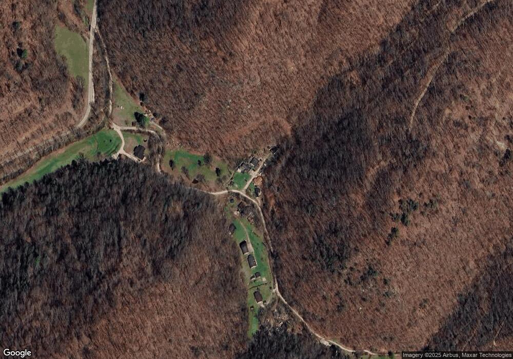 10 Ferguson Dr, Branchland, WV 25506 - photo 1