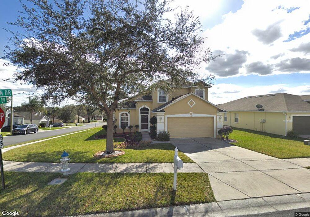 7539 Weehawken Dr, Zephyrhills, FL 33540 - photo 1