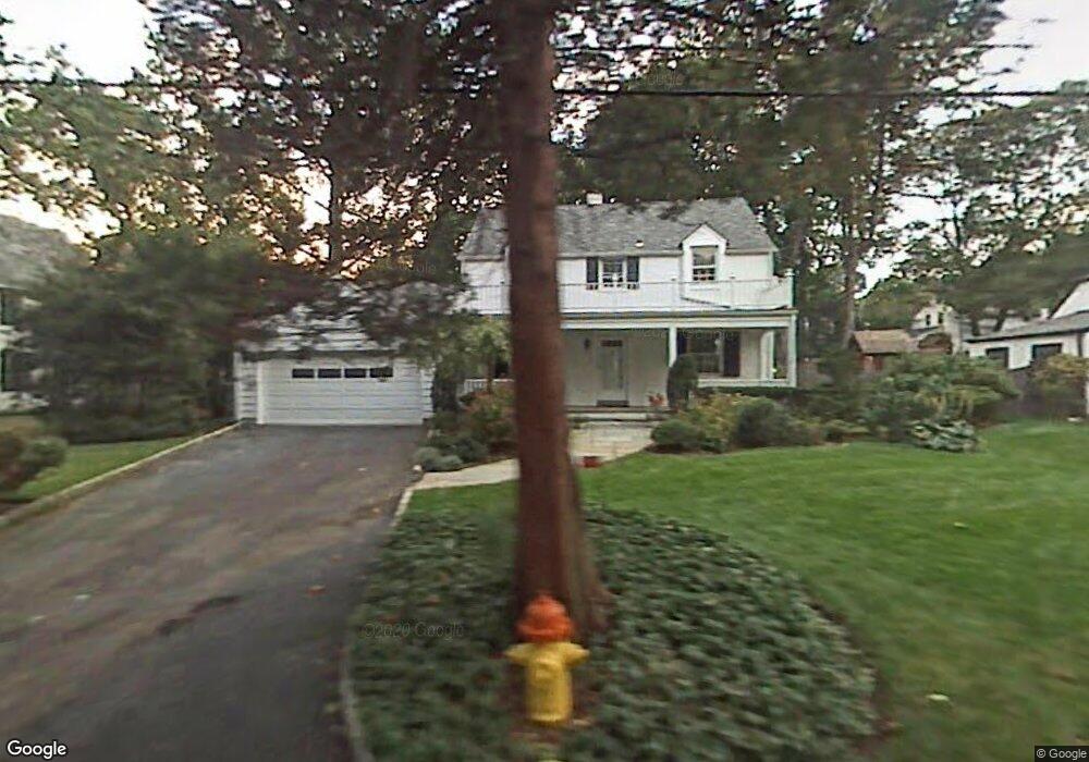 210 Anadale Rd, Scarsdale, NY 10583 - photo 1