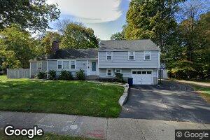 66 Moulton St, Newton Lower Falls, MA 02462