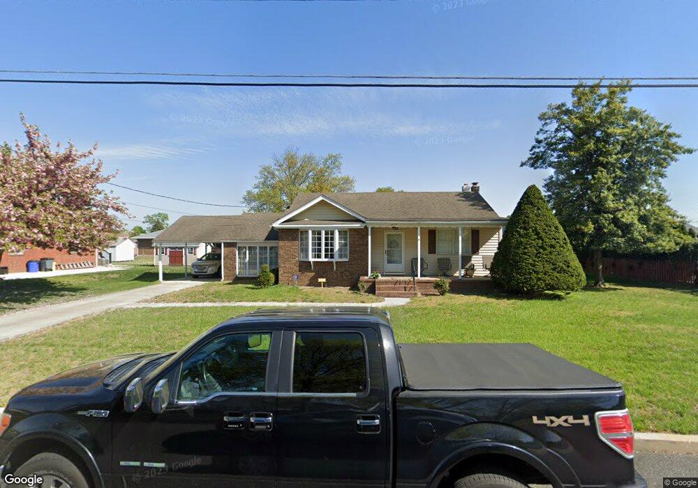 477 Rosenthal Ave, Gibbstown, NJ 08027 - photo 1