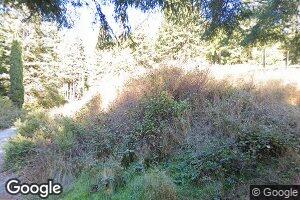 17 Maple Dr, Weott, CA 95571