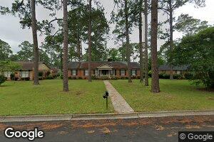 1716 Pineknoll Ln, Albany, GA 31707