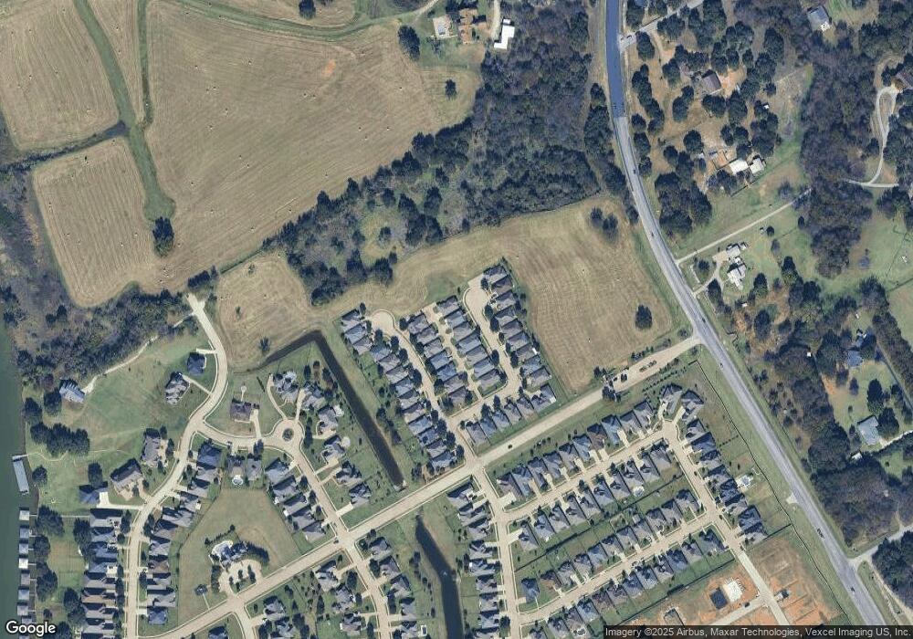 225 Captains Ct, Granbury, TX 76049 - photo 1