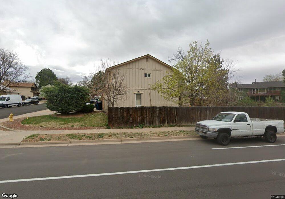 594 S Kittredge Way, Aurora, CO 80017 - photo 1