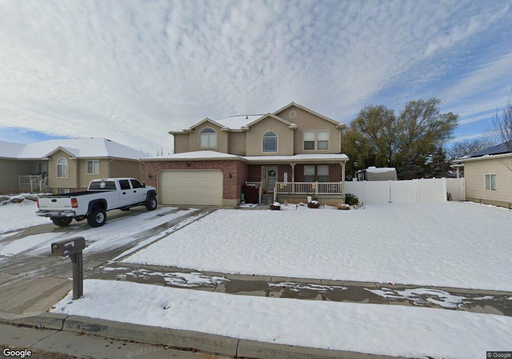 5451 S 3275 W unit 4, Roy, UT 84067 - photo 1