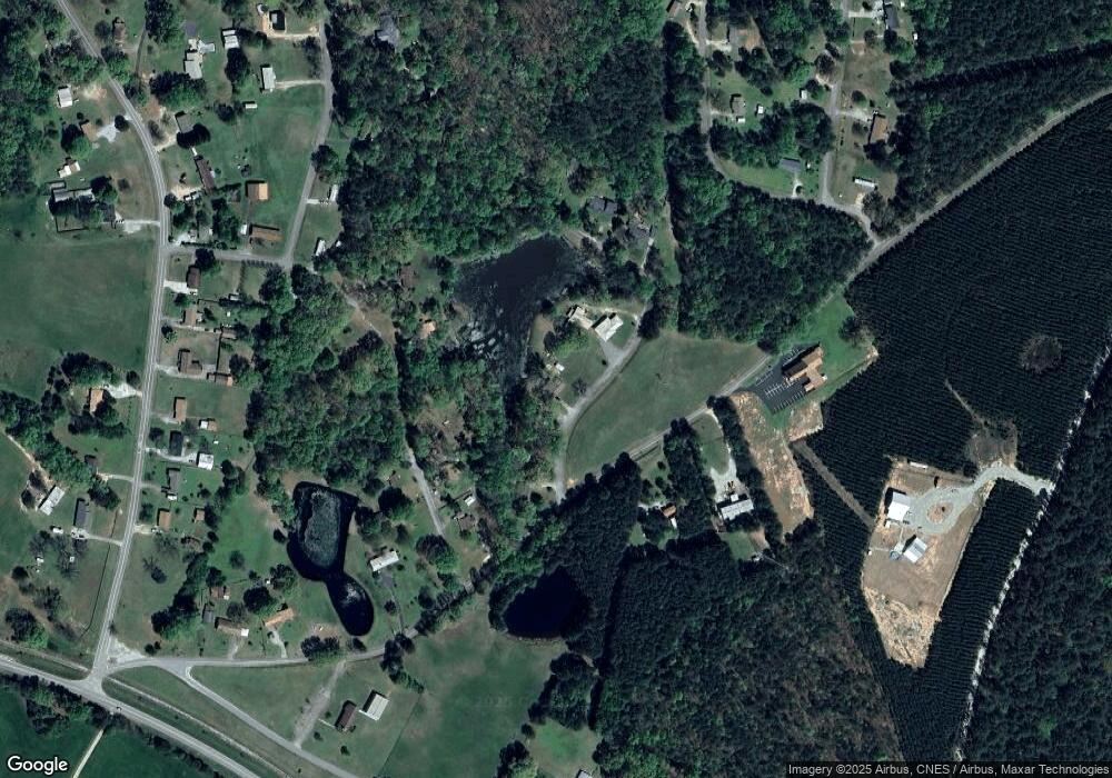 1611 Pinelake Dr, Elberton, GA 30635 - photo 1