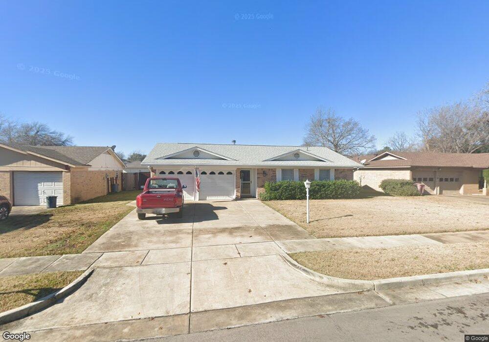 5513 Dublin Ln, North Richland Hills, TX 76180 - photo 1