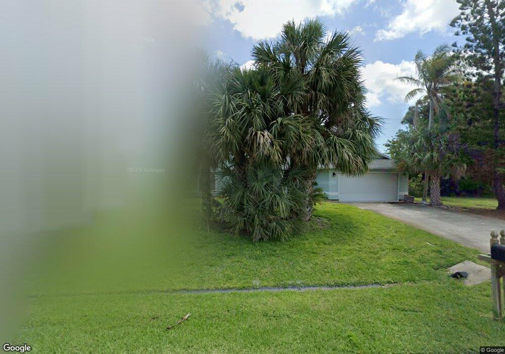 173 Columbus St, Sebastian, FL 32958 - photo 1